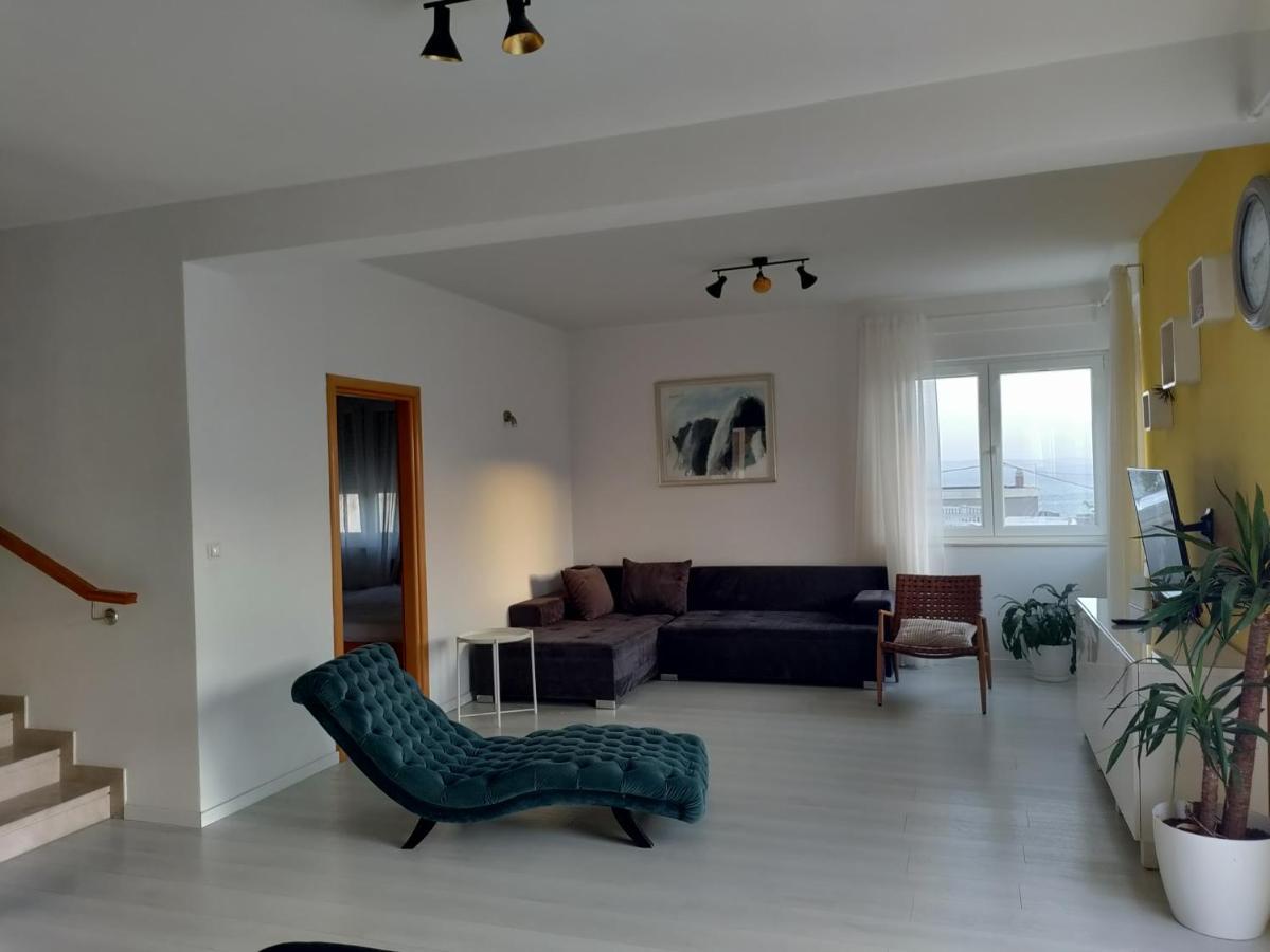Magi House With Pool Apartment Podstrana Luaran gambar