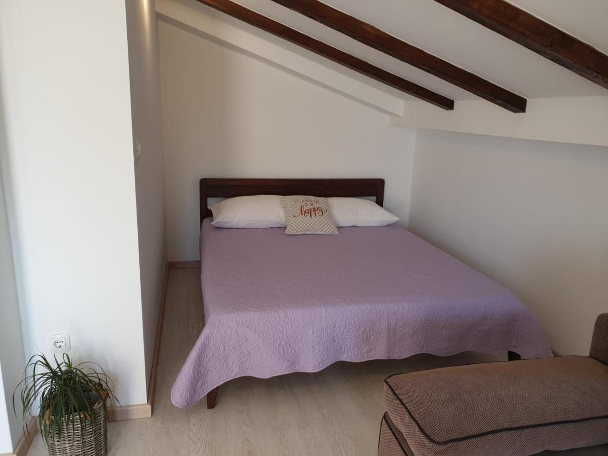 Magi House With Pool Apartment Podstrana Luaran gambar