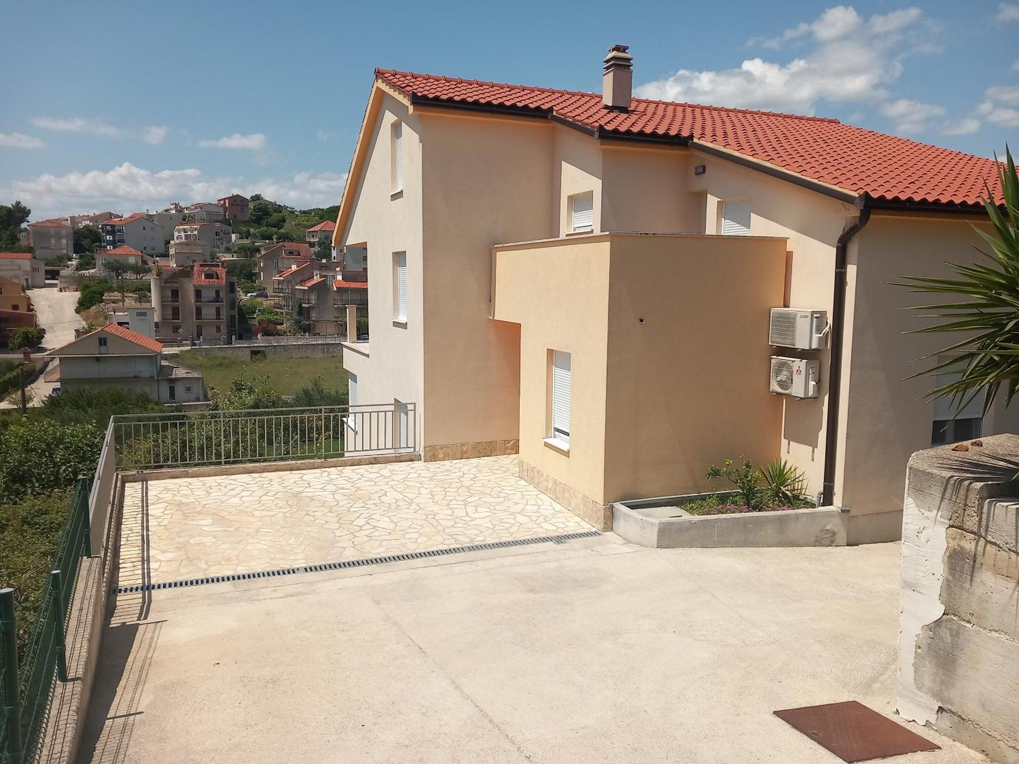 Magi House With Pool Apartment Podstrana Luaran gambar